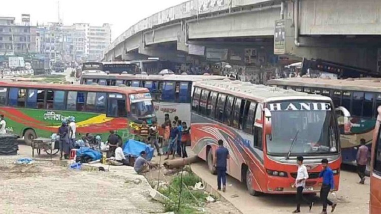 বিধিনিষেধ অমান্য, গাজীপুরে দূরপাল্লার ৪০ বাস জব্দ