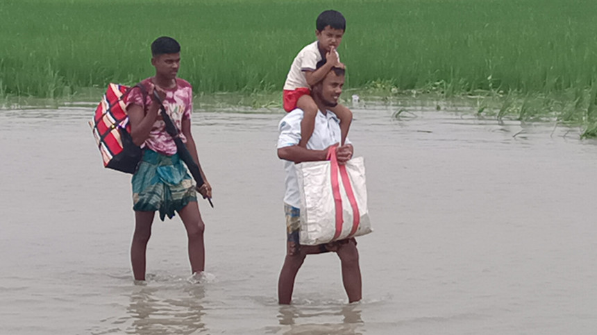 লালমনিরহাটে তিস্তার পানি বিপৎসীমার ১০ সে. মি. উপরে