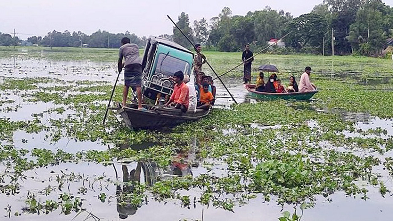 বন্যা কবলিত টাঙ্গাইলের ৫ উপজেলা