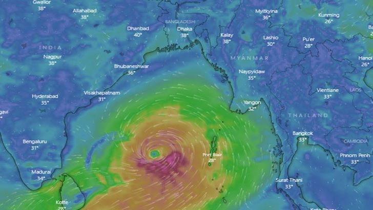 বাংলাদেশ থেকে যত দূরে আছে ঘূর্ণিঝড় ‘মোখা’