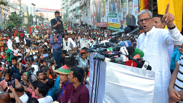 বিনা চিকিৎসায় খালেদা জিয়াকে হত্যা করতে চায় সরকার: ফখরুল