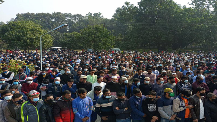 রাবিতে সড়ক দুর্ঘটনা: হিমেলের জানাযায় শিক্ষক-শিক্ষার্থীদের ঢল